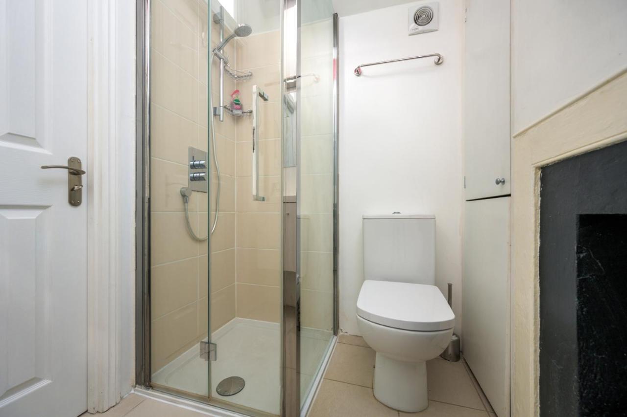 Delightful Bird Sisters Cottage With Free Parking Brighton Екстериор снимка