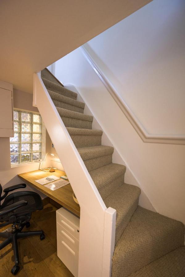 Delightful Bird Sisters Cottage With Free Parking Brighton Екстериор снимка