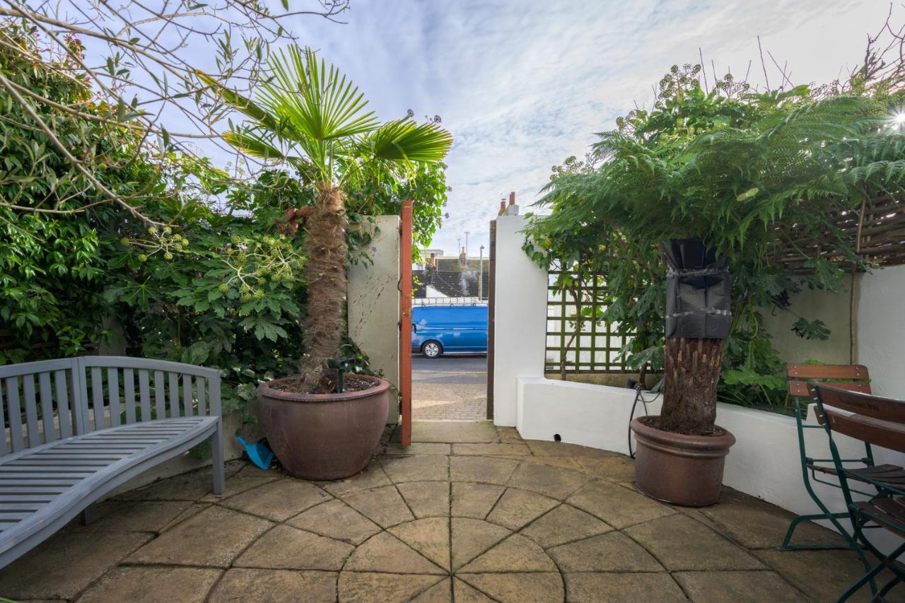 Delightful Bird Sisters Cottage With Free Parking Brighton Екстериор снимка