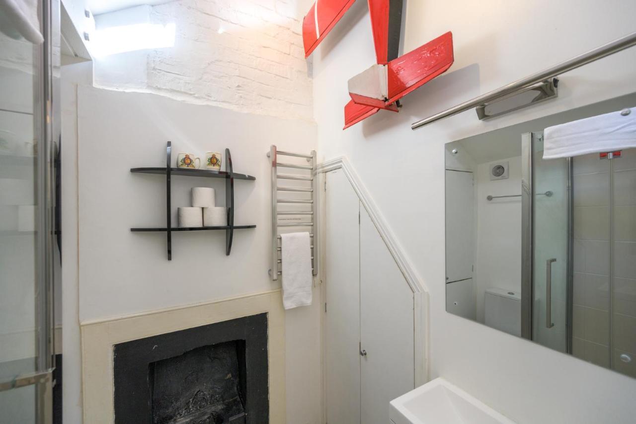Delightful Bird Sisters Cottage With Free Parking Brighton Екстериор снимка