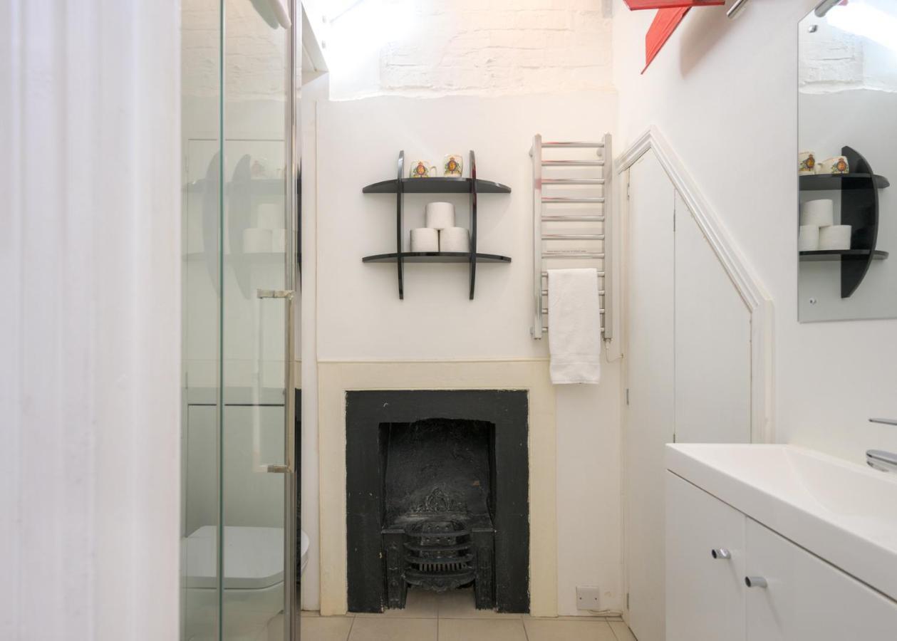 Delightful Bird Sisters Cottage With Free Parking Brighton Екстериор снимка