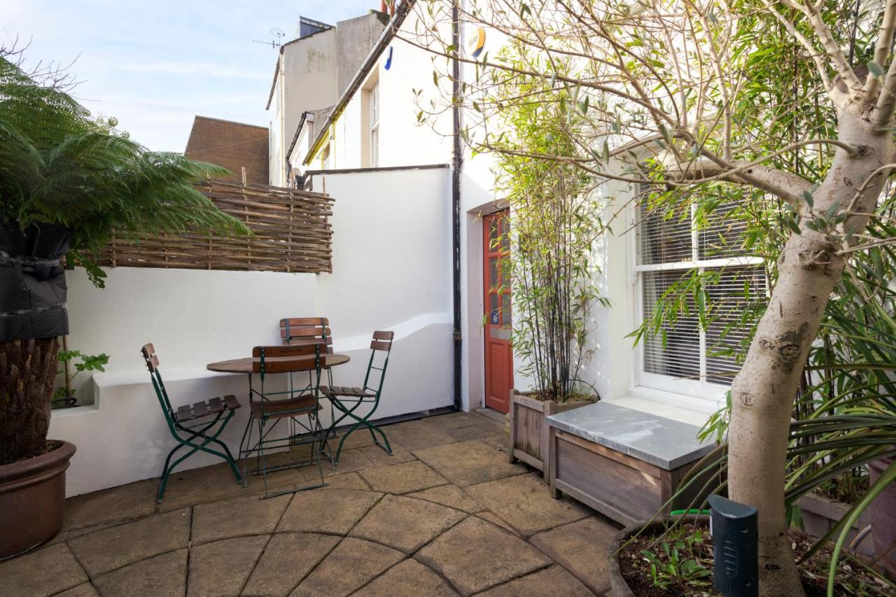 Delightful Bird Sisters Cottage With Free Parking Brighton Екстериор снимка
